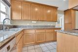 221 Belmont - Photo 17