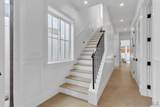 1054 Isabella Avenue - Photo 7