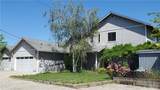 3140 Lakeshore Boulevard - Photo 3