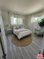 10218 Darby Avenue - Photo 5
