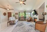 207 Navajo Street - Photo 10