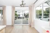 560 Kings Road - Photo 4