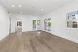 22904 Calvert Street - Photo 20