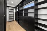 22904 Calvert Street - Photo 21