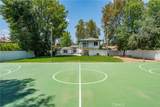 22904 Calvert Street - Photo 44