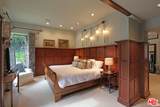 2673 Mandeville Canyon Road - Photo 14