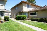 902 Gilchrist - Photo 1