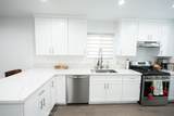 2848 Frederic - Photo 14