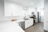 2848 Frederic - Photo 15