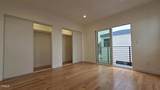 917 1/2 Ridgewood Place - Photo 11