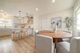 2113 Forest - Photo 18