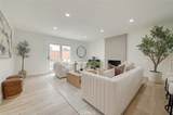2113 Forest - Photo 5