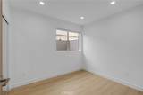 5224 1/2 Strohm Avenue - Photo 9