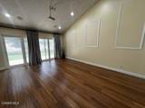 1580 Valecroft Avenue - Photo 7