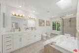 2460 Pesquera Drive - Photo 22