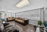142 Massachusetts - Photo 15
