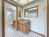 2235 Burnside - Photo 43