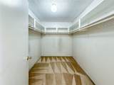 2235 Burnside - Photo 46