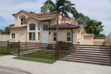 930 S Charlotte Ave - Photo 1