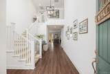 1365 Vista Avenue - Photo 2