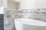 123 La Salle - Photo 14