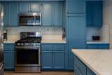123 La Salle - Photo 49