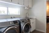 123 La Salle - Photo 52