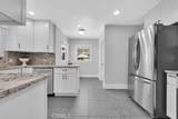 527 University Place - Photo 16