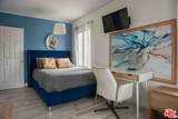 935 Venezia Avenue - Photo 18