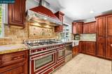 1642 Carriage Dr - Photo 20