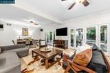 1642 Carriage Dr - Photo 7