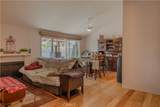 579 Parkview - Photo 4