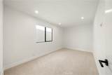1147 Miramar St - Photo 21