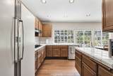 19817 Hiawatha Street - Photo 7