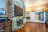 579 Gilbert Street - Photo 6