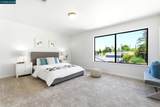 2173 Warwick Dr - Photo 13
