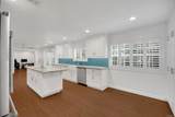 407 Barry Place - Photo 8