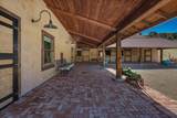 2727 Thomas Road - Photo 68