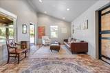2727 Thomas Road - Photo 76