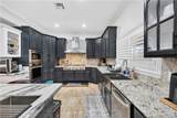 1241 Studebaker - Photo 9