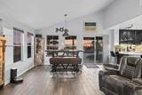 1945 Boulders Ln - Photo 10