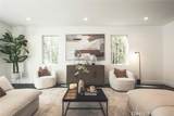 542 Commonwealth - Photo 14