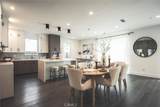 542 Commonwealth - Photo 23