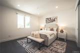542 Commonwealth - Photo 35
