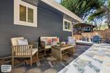 355 Beaumont Boulevard - Photo 53