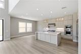 156 Apron - Photo 9