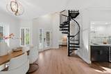 305 Jacaranda Drive - Photo 28