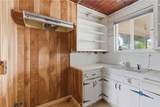 361 Golden - Photo 16