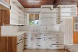 361 Golden - Photo 17