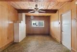 361 Golden - Photo 18